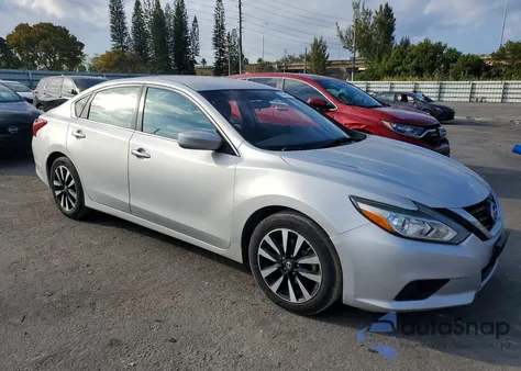 2018 Nissan Altima 2.5 z USA, uszkodzony, nr VIN 1N4AL3AP6JC234965
